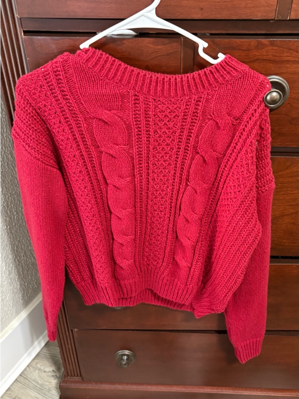 Chunky Cable Knit Women's Sweater - Red